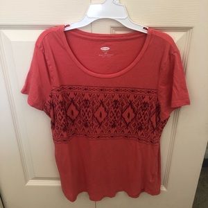 old navy tee